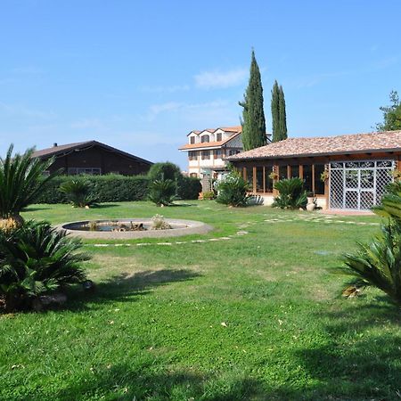Agriturismo La Colombaia Capua Bagian luar foto