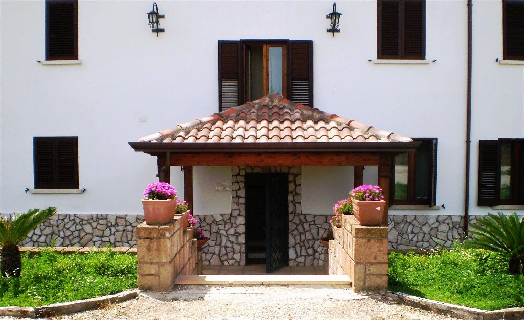Agriturismo La Colombaia Capua Bagian luar foto