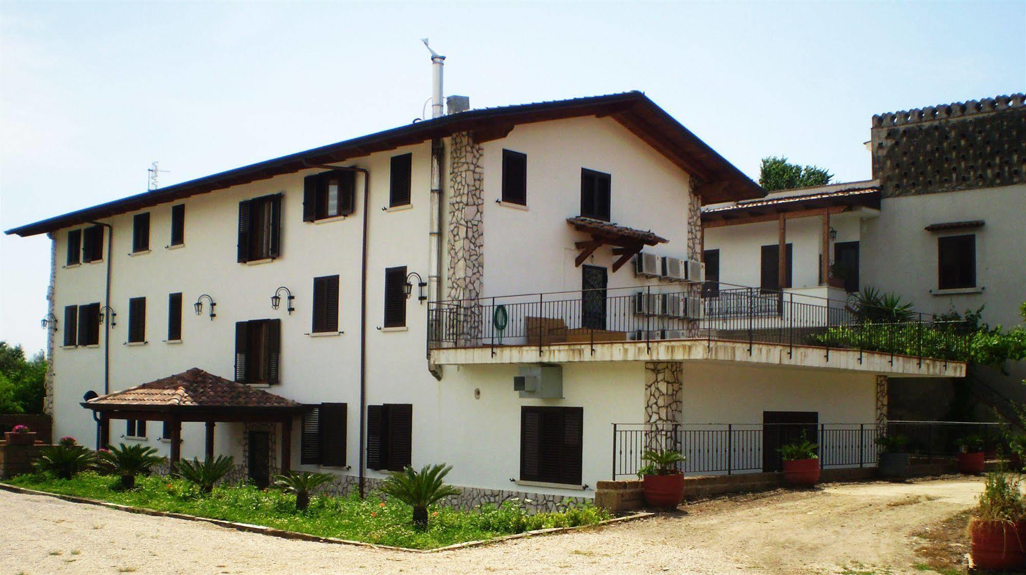 Agriturismo La Colombaia Capua Bagian luar foto