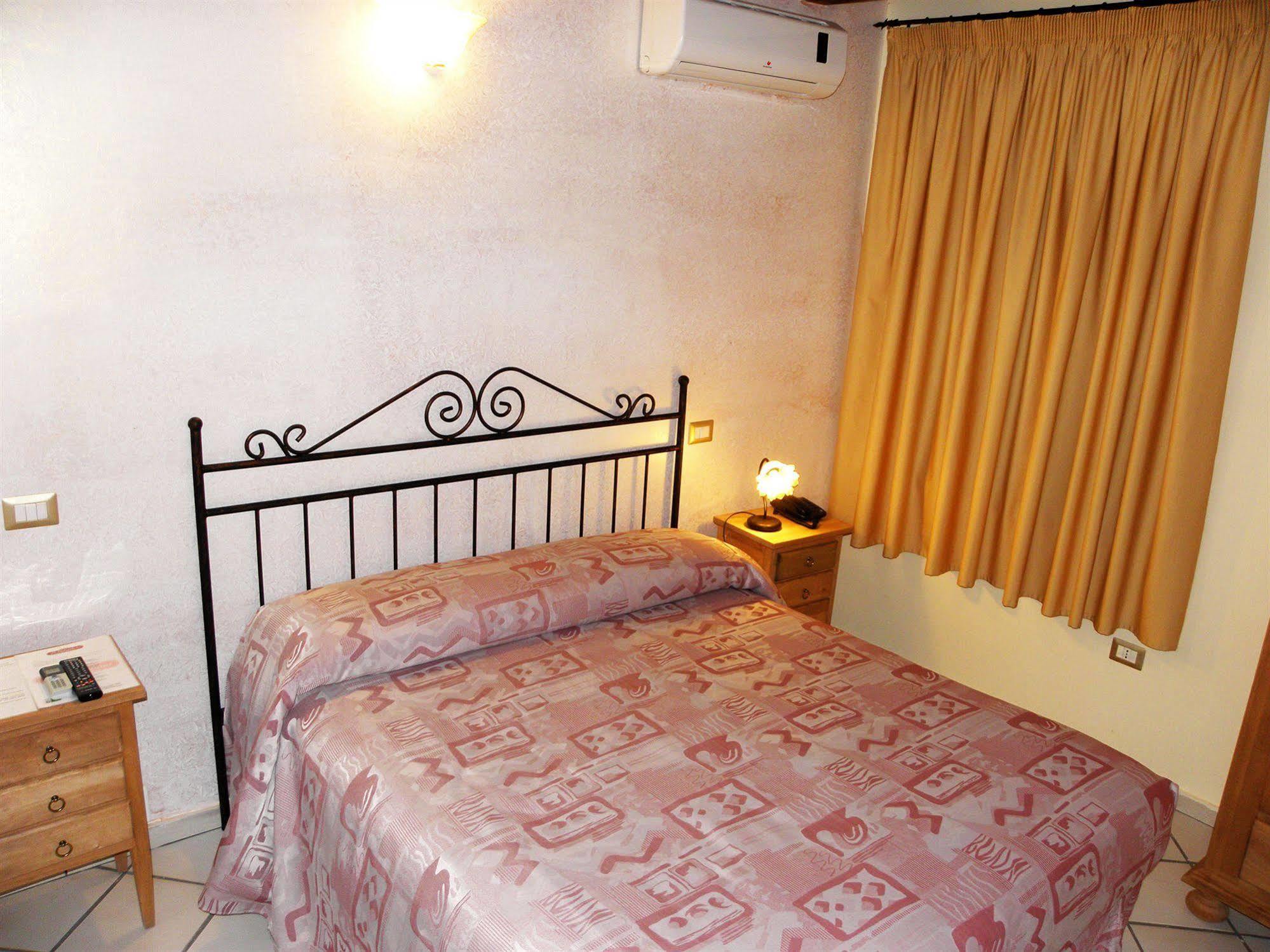 Agriturismo La Colombaia Capua Bagian luar foto